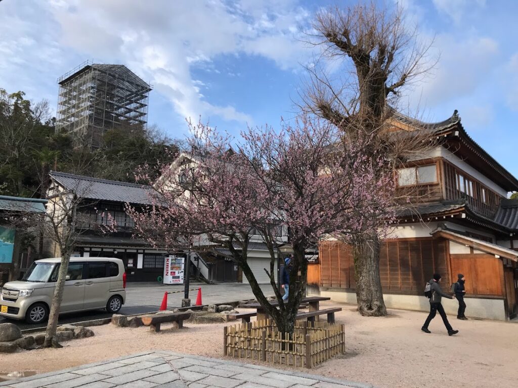 嚴島神社-唐門旁